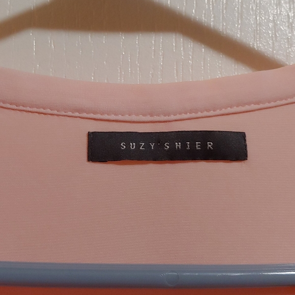 Clothes - Picture 2 of 3